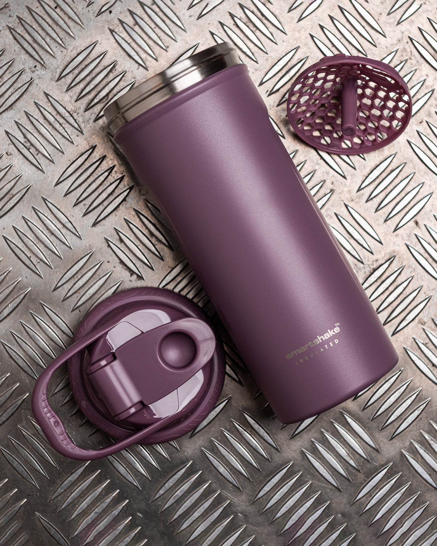 insulated-steel-shaker-dusty-plum-a3 Smartshake_Insulated_Steel_Dusty_Plum_Lifestyle.jpg