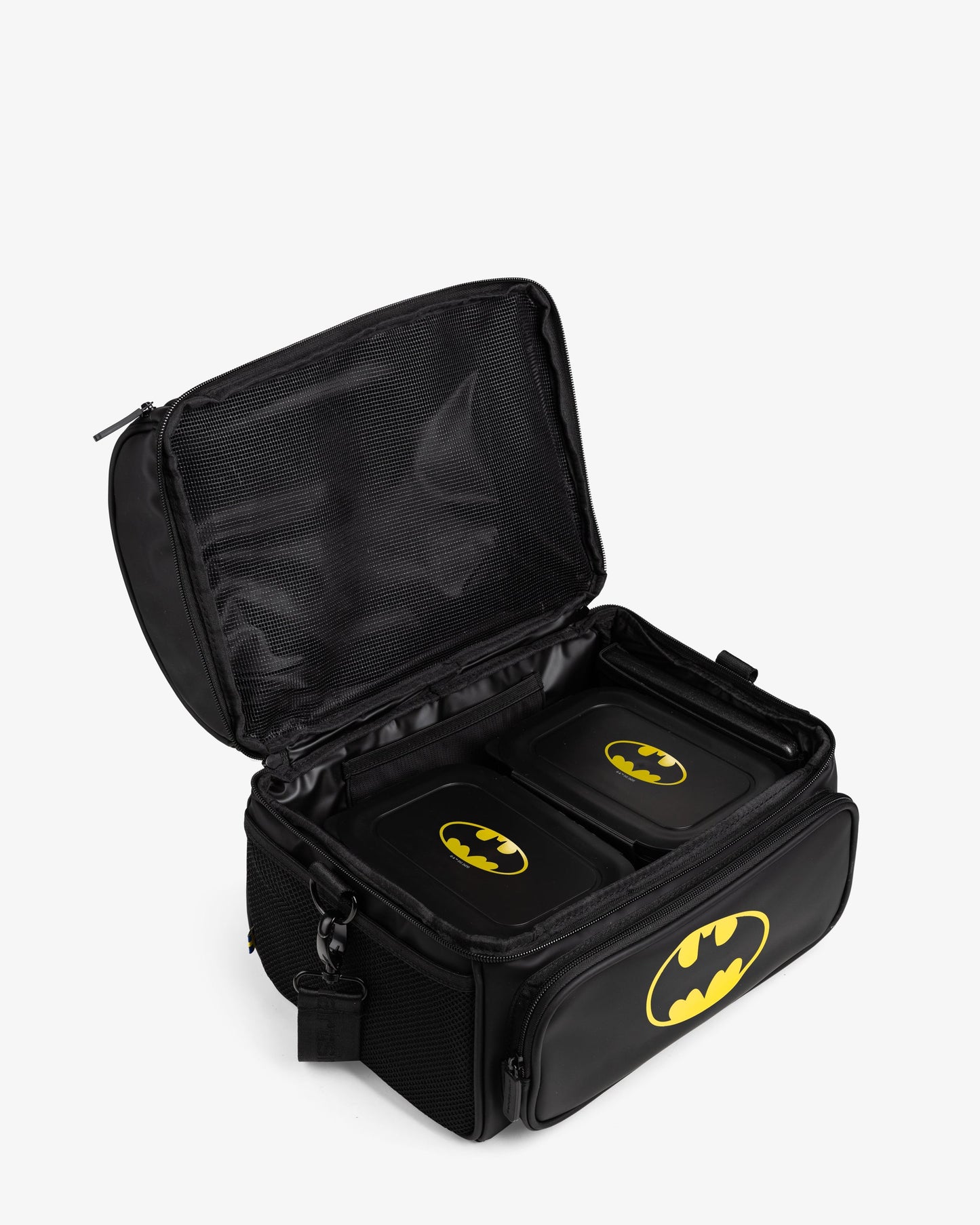 meal-prep-bag-batman-with-4-food-containers-and-2-ice-packs-e0 Smartshake_Meal_Prep_Bag_Batman_open.jpg
