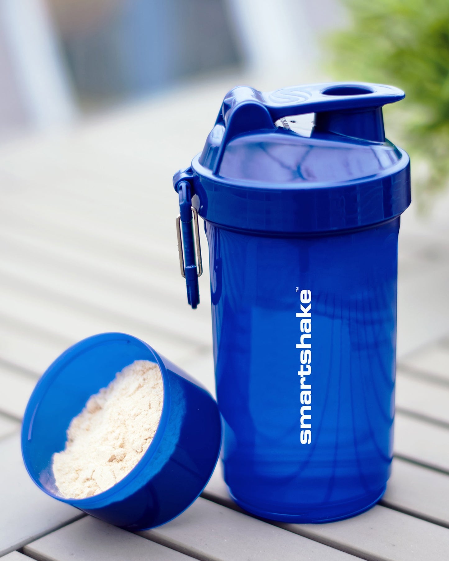 original2go-one-navy-blue-q3 Smartshake_Original2GoONE_Navy_Blue_lifestyle.jpg