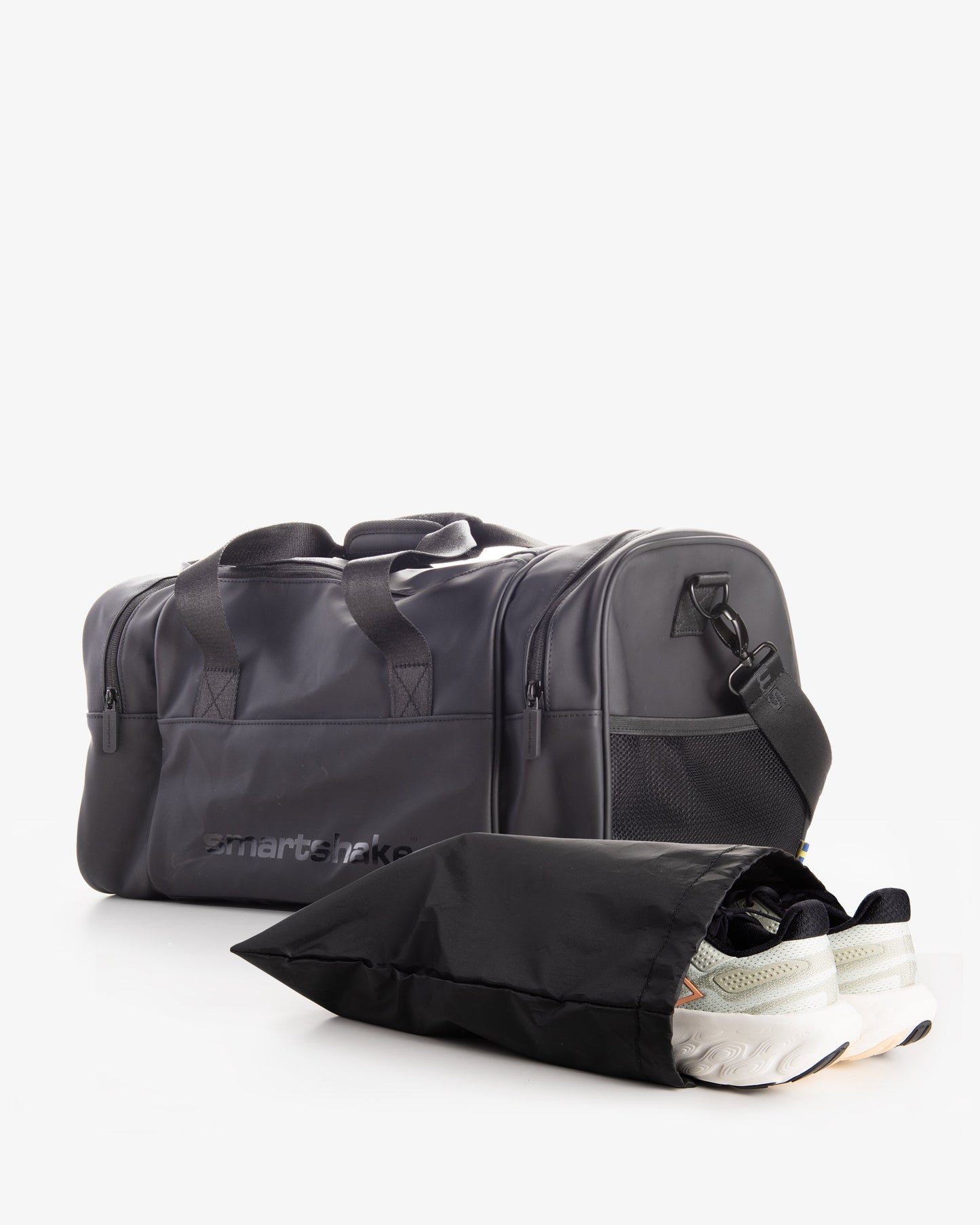 gym-bag-black-p4 Smartshake_gym_bag_Black_unassamled_24a00c8d-f290-45f6-bb42-151f345784ff.jpg